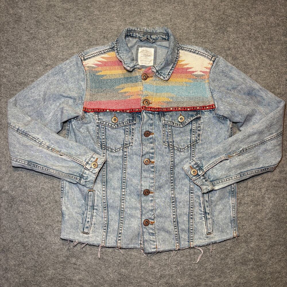 Bershka Men XS Denim Jacket Light Wash Geometric Style